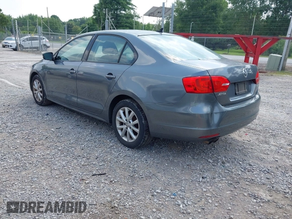 2012 Volkswagen Jetta SE с VIN 3VWDX7AJXCM315111, выставлен на аукционе IAAI как лот 42496661 с пробегом 206 016 миль миль и . История ставок и продаж доступна на DreamBid. Изображение 3.