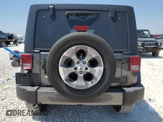 2018 Jeep Wrangler JK Unlimited Sahara with VIN 1C4HJWEG1JL919420, listed as a Copart auction lot 68130694 with 62,130 mi miles and Salvage Title. Bid and sale history available at carsss.com. Image 6.
