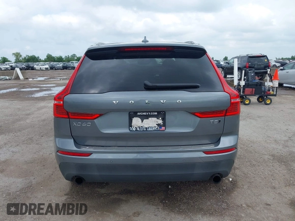 2018 Volvo XC60 Momentum z VIN LYV102RK1JB079168, wystawiony jako IAAI lot #42115403 z przebiegiem 58 377 mil mil oraz . Historia ofert i sprzedaży dostępna na DreamBid. Obrazek 16.