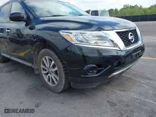 2015 Nissan Pathfinder SV with VIN 5N1AR2MM8FC618687, listed as a IAAI auction lot 41963917 with 164,926 mi miles. Bid and sale history available at carsss.com. Image 17.