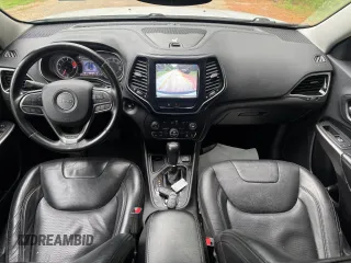 2020 Jeep Cherokee Limited with VIN 1C4PJLDB8LD614381, listed as a Copart auction lot 62966945 with 120,473 mi miles and Clean title. Bid and sale history available at DreamBid. Image 9.