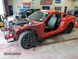 2021 Ford Mustang GT with VIN 1FA6P8CF8M5142986, listed as a Copart auction lot 61400285 with 9,789 mi miles and Salvage title. Bid and sale history available at DreamBid. Image 1.