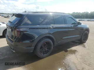 2021 Ford Explorer ST with VIN 1FM5K8GCXMGA37824, listed as a Copart auction lot 56569864 with 0 mi miles and Salvage Title. Bid and sale history available at carsss.com. Image 3.
