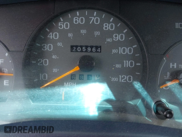 1996 Mercury Grand Marquis GS with VIN 2MELM74WXTX650841, listed as a IAAI auction lot 41936608 with 205,964 mi miles and . Bid and sale history available at DreamBid. Image 7.