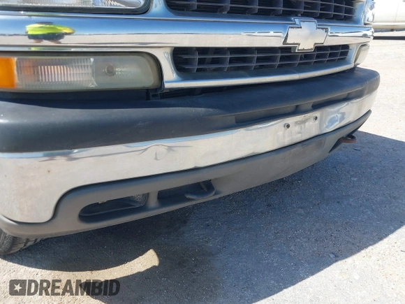 2005 Chevrolet Suburban LT with VIN 1GNFK16Z45J157703, listed as a IAAI auction lot 41840882 with 337,113 mi miles and . Bid and sale history available at DreamBid. Image 15.