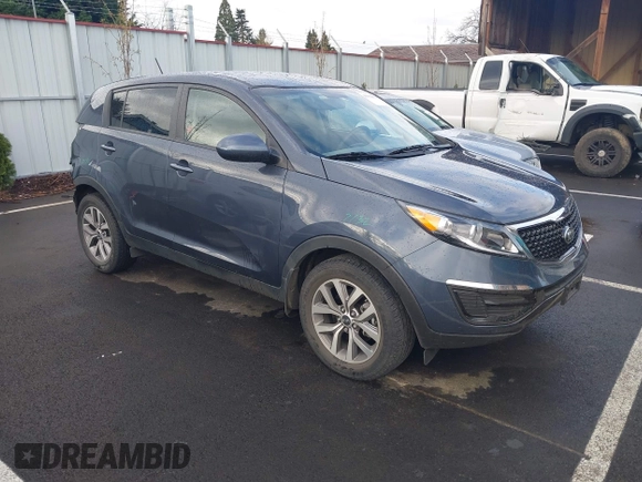 2015 Kia Sportage LX with VIN KNDPB3AC1F7756522, listed as a IAAI auction lot 41954973 with 39,592 mi miles and . Bid and sale history available at carsss.com. Image 1.