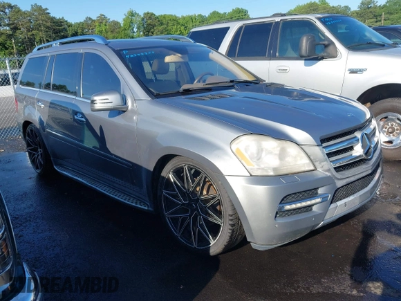 2012 Mercedes-Benz GL 450 z VIN 4JGBF7BE5CA764218, wystawiony jako IAAI lot #42349351 z przebiegiem 196 127 mil mil oraz . Historia ofert i sprzedaży dostępna na DreamBid. Obrazek 1.
