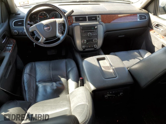 2013 GMC Yukon XL SLT with VIN 1GKS2KE71DR169079, listed as a Copart auction lot 47701385 with 280,893 mi miles and Clean Title. Bid and sale history available at carsss.com. Image 8.