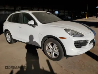 2012 Porsche Cayenne S Hybrid with VIN WP1AE2A28CLA93790, listed as a Copart auction lot 42040485 with 150,816 mi miles and Clean title. Bid and sale history available at DreamBid. Image 4.