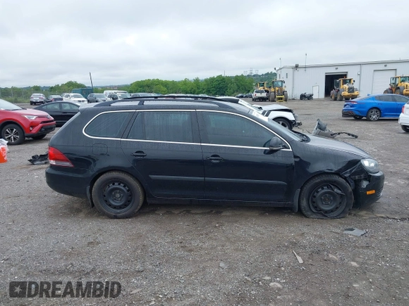 2012 Volkswagen Jetta TDI w/Sunroof & Nav with VIN 3VWPL7AJ2CM634950, listed as a IAAI auction lot 42445319 with 111,436 mi miles and . Bid and sale history available at DreamBid. Image 14.