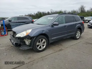 2014 Subaru Outback Limited z VIN 4S4BRBLC3E3323492, wystawiony jako Copart lot #61938235 z przebiegiem 173 738 mil mil oraz Szkoda całkowita • Salvage title. Historia ofert i sprzedaży dostępna na DreamBid. Obrazek 1.