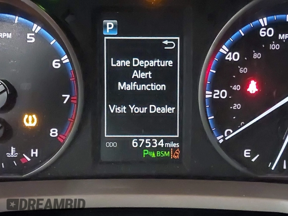 2018 Toyota RAV4 XLE with VIN 2T3RFREV0JW715761, listed as a IAAI auction lot 41881863 with 67,534 mi miles and . Bid and sale history available at DreamBid. Image 7.
