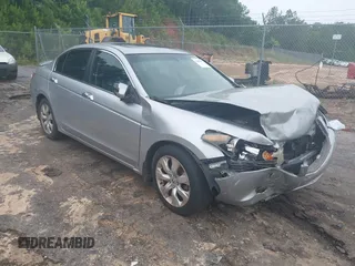 2008 Honda Accord EX-L z VIN 1HGCP36878A080301, wystawiony jako IAAI lot #42489913 z przebiegiem 220 939 mil mil oraz . Historia ofert i sprzedaży dostępna na DreamBid. Obrazek 1.