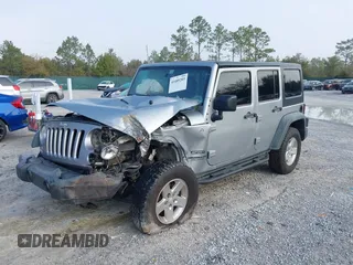 2014 Jeep Wrangler Unlimited Sport with VIN 1C4BJWDG8EL314792, listed as a IAAI auction lot 41489203 with 94,382 mi miles. Bid and sale history available at carsss.com. Image 18.