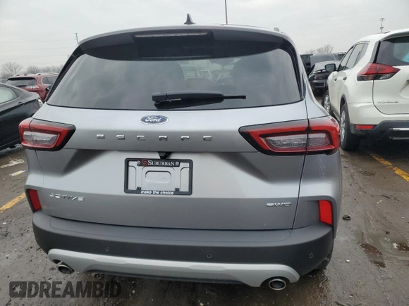 2024 Ford Escape Active with VIN 1FMCU9GN9RUB45661, listed as a Copart auction lot 43371945 with 1,636 mi miles and Non Repairable. Bid and sale history available at DreamBid. Image 6.