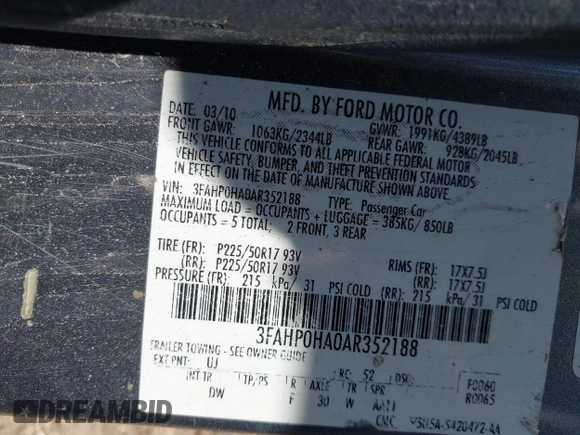 2010 Ford Fusion SE with VIN 3FAHP0HA0AR352188, listed as a IAAI auction lot 42004772 with 227,687 mi miles. Bid and sale history available at carsss.com. Image 9.