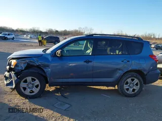 2011 Toyota RAV4 with VIN 2T3BF4DV1BW085191, listed as a IAAI auction lot 41304241 with 207,238 mi miles. Bid and sale history available at carsss.com. Image 14.