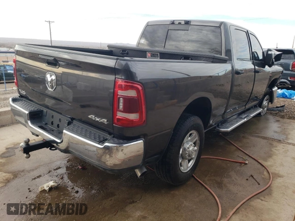 2024 Ram 2500 Tradesman with VIN 3C6UR5CL4RG356686, listed as a Copart auction lot 43831895 with 2,861 mi miles and Salvage title. Bid and sale history available at DreamBid. Image 3.