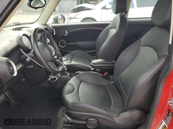 2012 MINI Hardtop S with VIN WMWSV3C58CT386122, listed as a Copart auction lot 55184865 with 92,156 mi miles and Clean Title. Bid and sale history available at DreamBid. Image 7.