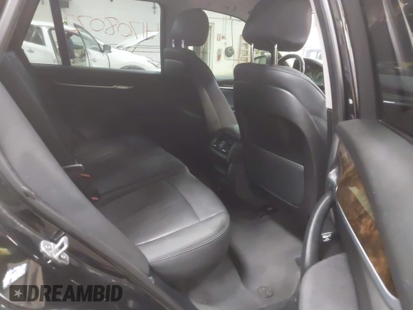 2016 BMW X5 xDrive35i with VIN 5UXKR0C57G0S85956, listed as a IAAI auction lot 41708072 with 409,161 mi miles. Bid and sale history available at carsss.com. Image 8.