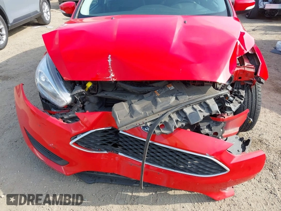 2016 Ford Focus SE с VIN 1FADP3F26GL271263, выставлен на аукционе IAAI как лот 42397304 с пробегом 60 774 миль миль и . История ставок и продаж доступна на DreamBid. Изображение 6.