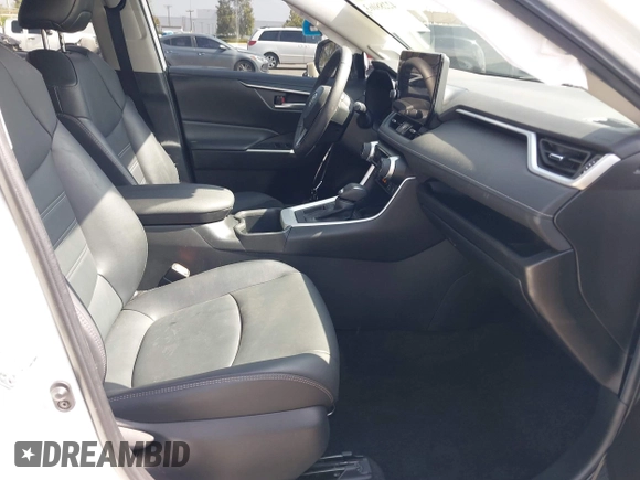 2023 Toyota RAV4 XLE Premium with VIN 2T3C1RFV0PW269588, listed as a IAAI auction lot 42288063 with 47,140 mi miles and . Bid and sale history available at DreamBid. Image 5.