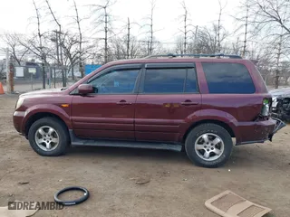 2007 Honda Pilot EX-L with VIN 2HKYF18797H518842, listed as a IAAI auction lot 41775343 with 182,312 mi miles. Bid and sale history available at carsss.com. Image 14.