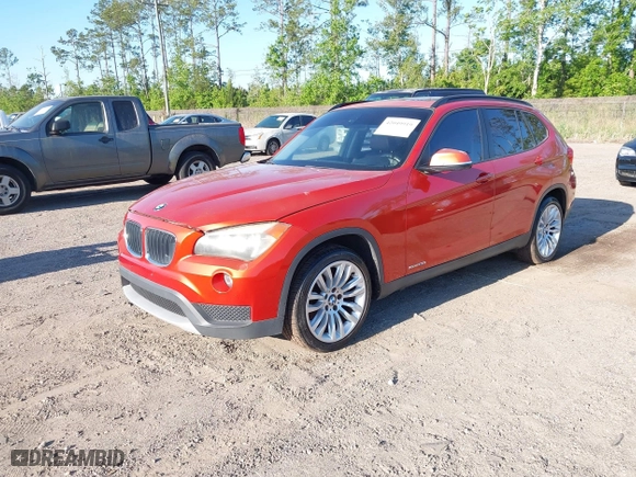 2013 BMW X1 28i with VIN WBAVM1C58DVW45105, listed as a IAAI auction lot 42049919 with 141,020 mi miles. Bid and sale history available at carsss.com. Image 2.