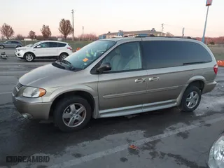2005 Dodge Caravan SXT with VIN 2D4GP44L55R596566, listed as a IAAI auction lot 41052753 with 109,031 mi miles. Bid and sale history available at carsss.com. Image 15.