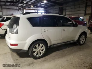 2010 Mitsubishi Outlander SE with VIN JA4AS3AWXAZ018838, listed as a Copart auction lot 46368595 with 71,888 mi miles and Salvage Title. Bid and sale history available at carsss.com. Image 3.