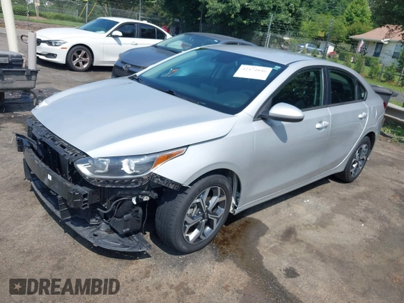 2021 Kia Forte LXS с VIN 3KPF24AD4ME331948, выставлен на аукционе IAAI как лот 42474846 с пробегом 101 922 миль миль и . История ставок и продаж доступна на DreamBid. Изображение 19.