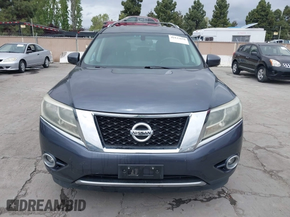 2014 Nissan Pathfinder SV with VIN 5N1AR2MM9EC625565, listed as a IAAI auction lot 42137658 with 163,357 mi miles. Bid and sale history available at carsss.com. Image 12.