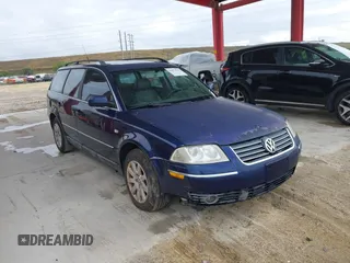 2003 Volkswagen Passat GLS z VIN WVWVD63B93E026484, wystawiony jako IAAI lot #41071543 z przebiegiem 172 538 mil mil oraz . Historia ofert i sprzedaży dostępna na DreamBid. Obrazek 1.