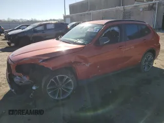 2014 BMW X1 xDrive28i z VIN WBAVL1C56EVR92680, wystawiony jako Copart lot #46323615 z przebiegiem 77 215 mil mil oraz Tytuł czysty. Historia ofert i sprzedaży dostępna na DreamBid. Obrazek 1.