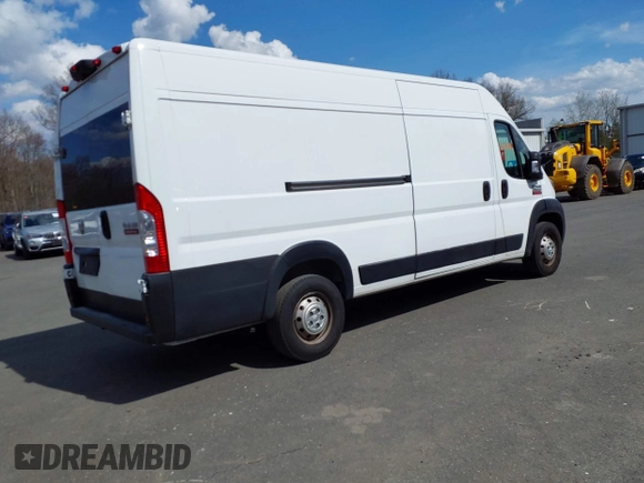 2022 Ram ProMaster Cargo with VIN 3C6MRVJG4NE111866, listed as a IAAI auction lot 42082644 with 62,444 mi miles and . Bid and sale history available at DreamBid. Image 4.