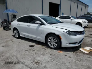 2015 Chrysler 200 Limited z VIN 1C3CCCAB4FN683973, wystawiony jako Copart lot #58203325 z przebiegiem 31 750 mil mil oraz Szkoda całkowita • Salvage title. Historia ofert i sprzedaży dostępna na DreamBid. Obrazek 4.