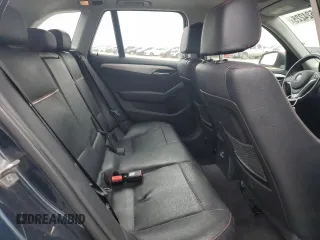 2013 BMW X1 xDrive28i z VIN WBAVL1C5XDVR85326, wystawiony jako Copart lot #58524225 z przebiegiem 138 389 mil mil oraz Szkoda całkowita • Salvage title. Historia ofert i sprzedaży dostępna na DreamBid. Obrazek 11.