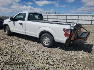 2019 Ford F-150 XL z VIN 1FTMF1CB0KKC19082, wystawiony jako Copart lot #54424375 z przebiegiem 83 107 mil mil oraz Nie do naprawy • Non repairable. Historia ofert i sprzedaży dostępna na DreamBid. Obrazek 2.