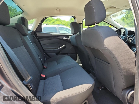 2018 Ford Focus SE with VIN 1FADP3F25JL331038, listed as a Copart auction lot 60235395 with 37,038 mi miles and Salvage title. Bid and sale history available at DreamBid. Image 10.