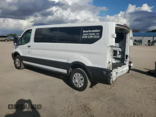 2019 Ford Transit Passenger XL with VIN 1FBZX2ZM2KKB06210, listed as a Copart auction lot 82605734 with 221,036 mi miles and Non Repairable. Bid and sale history available at DreamBid. Image 2.