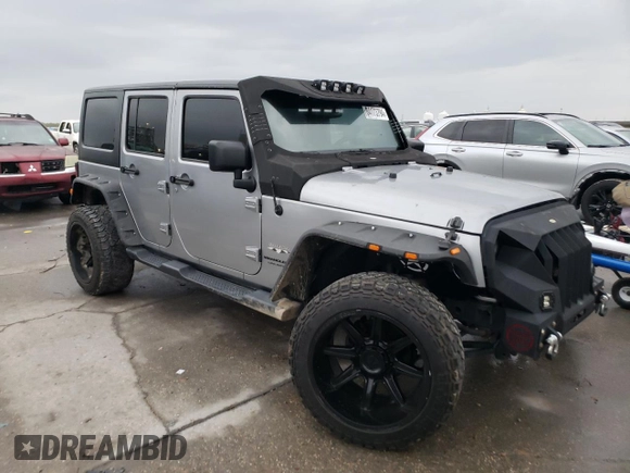 2018 Jeep Wrangler JK Unlimited Sahara with VIN 1C4HJWEG3JL922027, listed as a Copart auction lot 84173794 with 113,226 mi miles and Salvage Title. Bid and sale history available at carsss.com. Image 4.