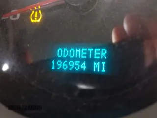 2007 Chevrolet Silverado 1500 1LT with VIN 1GCEK19087Z649494, listed as a IAAI auction lot 41913771 with 196,954 mi miles and . Bid and sale history available at DreamBid. Image 15.