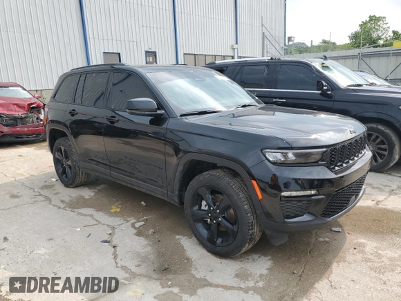 2025 Jeep Grand Cherokee Limited with VIN 1C4RJHBG9SC316771, listed as a Copart auction lot 58943495 with 860 mi miles and Salvage title. Bid and sale history available at DreamBid. Image 4.