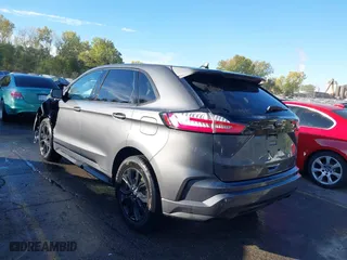 2022 Ford Edge SE with VIN 2FMPK4G9XNBA21993, listed as a IAAI auction lot 40575593 with 34,801 mi miles. Bid and sale history available at carsss.com. Image 3.