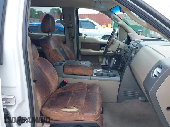 2005 Ford F-150 XLT with VIN 1FTPW12535KD49015, listed as a IAAI auction lot 42406376 with 287,458 mi miles and . Bid and sale history available at DreamBid. Image 5.