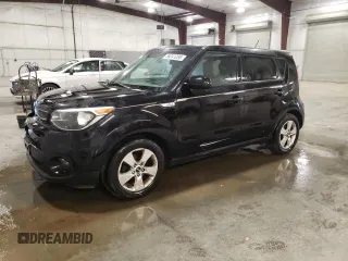 2017 Kia Soul with VIN KNDJN2A20H7483557, listed as a Copart auction lot 55241285 with 197,766 mi miles and Salvage Title. Bid and sale history available at carsss.com. Image 1.