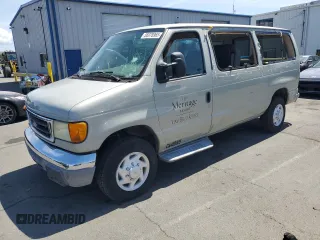 2006 Ford Econoline Passenger XL z VIN 1FDNE31L76DA63885, wystawiony jako Copart lot #56978965 z przebiegiem 103 228 mil mil oraz Szkoda całkowita • Salvage title. Historia ofert i sprzedaży dostępna na DreamBid. Obrazek 1.