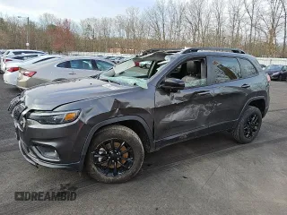 2023 Jeep Cherokee Altitude Lux with VIN 1C4PJMMB4PD115413, listed as a Copart auction lot 50176005 with 43,189 mi miles and Salvage Title. Bid and sale history available at carsss.com. Image 1.