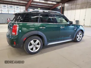 2018 MINI Countryman Cooper with VIN WMZYV5C38J3E03914, listed as a Copart auction lot 87455344 with 86,706 mi miles and Salvage Title. Bid and sale history available at carsss.com. Image 3.
