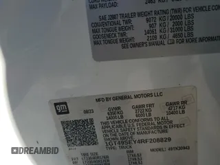 2024 GMC Sierra 3500HD Pro z VIN 1GT49SEY4RF208829, wystawiony jako Copart lot #76388664 z przebiegiem 26 672 mil mil oraz Szkoda całkowita • Salvage title. Historia ofert i sprzedaży dostępna na DreamBid. Obrazek 12.